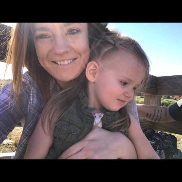 Meet your Posher, Taylor - Picture 1 of 1